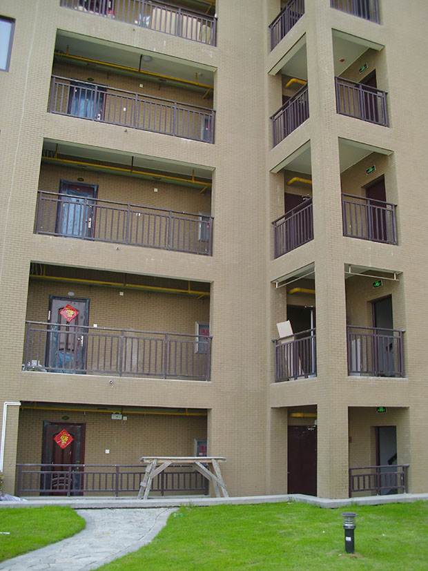 <a href=http://www.jinyejixie.com/hangye/yangtaihulan/ target=_blank class=infotextkey>鋅鋼陽臺護(hù)欄</a>品牌哪家好價格便宜？